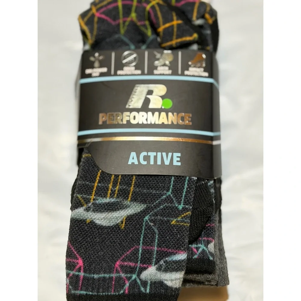 Russell Performance Active Crew Socks Black Multi Color Geometric M Boys 3 Pack